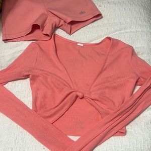 Pink ALO top size XS crop top